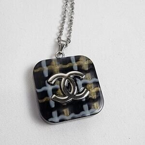 Chanel Black Brown Pendant Necklace